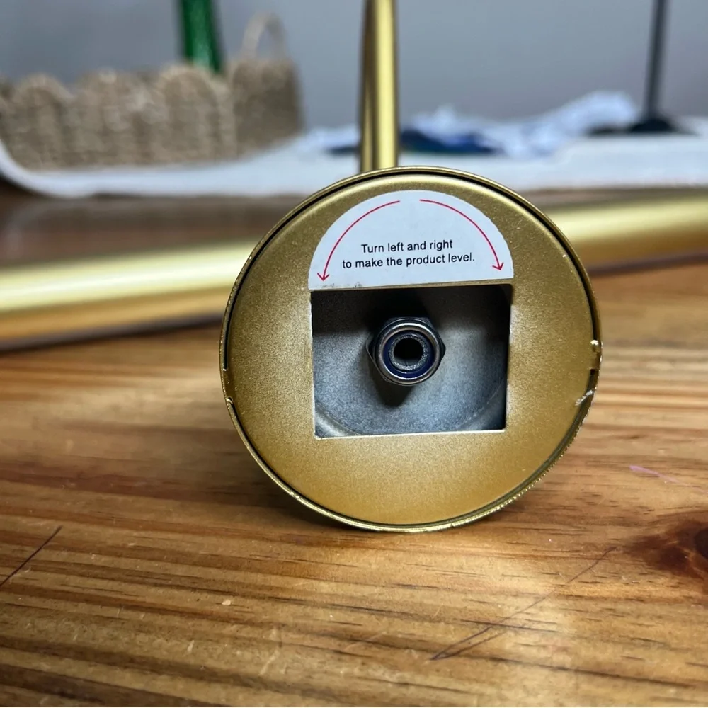 Gold Wall Display Light for Art or Photography